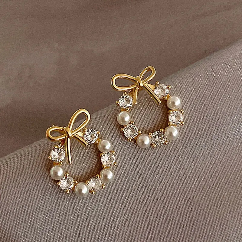 Dovionne Flora Earrings – The Charm that Illuminates Your Look
